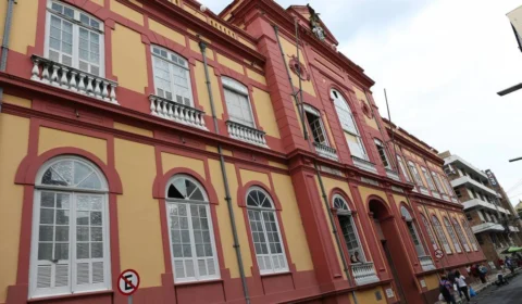 Biblioteca Pública do Amazonas é uma viagem pela Europa clássica