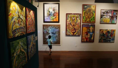 Exposições imperdíveis em cartaz nos espaços históricos de Manaus