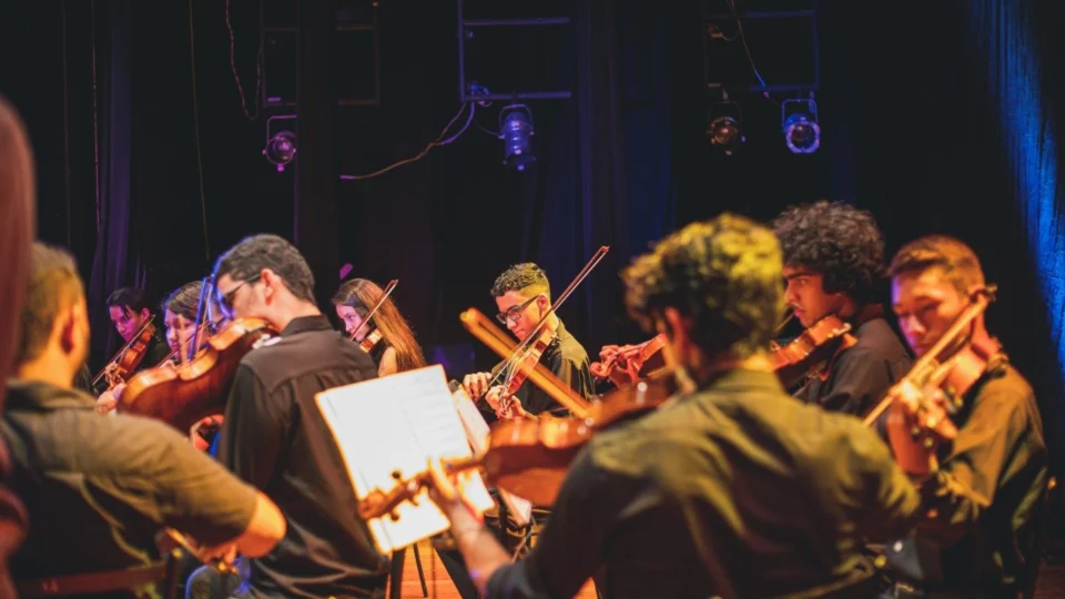 Projeto oferta  cursos gratuitos de música e dança no Amazonas