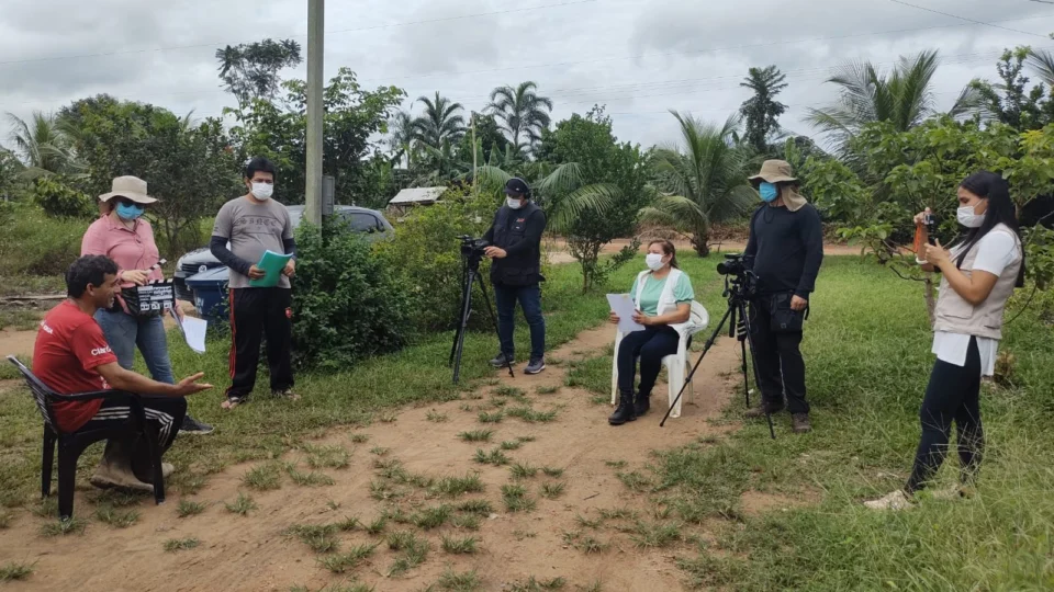 Comunidade ribeirinha e as consequências das terras caídas vira  documentário na Amazônia