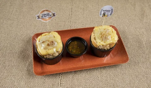 Sanduíche do buracão é opção de petisco em bar no Comida di Buteco; veja receita