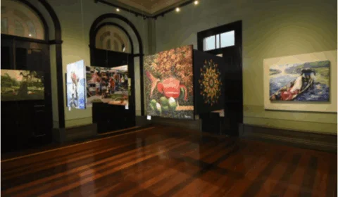 Conheça a exposição no Palácio Rio Negro que reúne 28 obras de artistas amazonenses