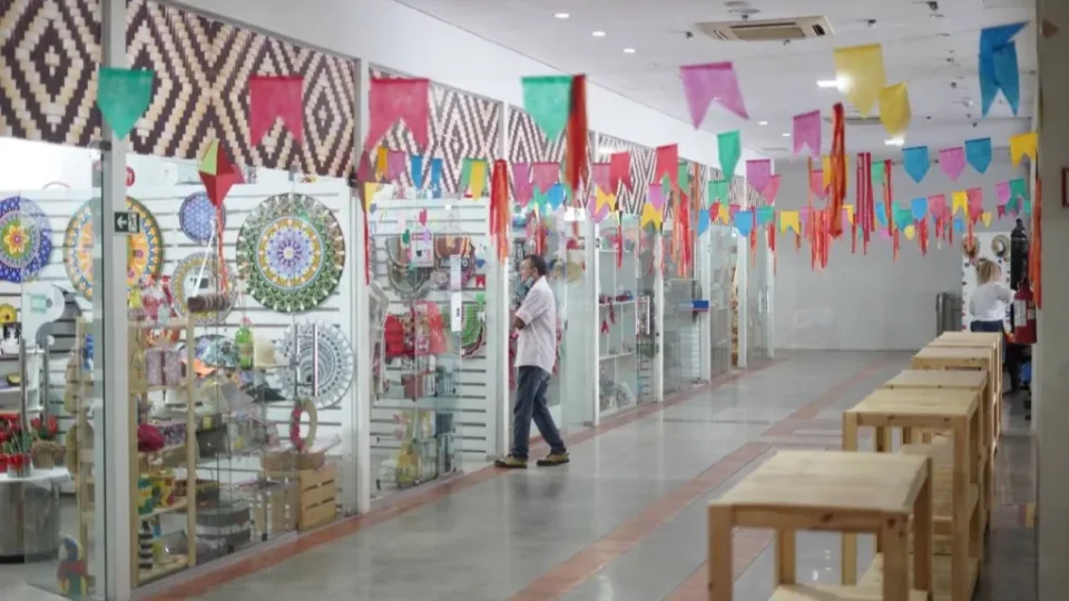 Festival junino agita Shopping do Artesanato em Manaus