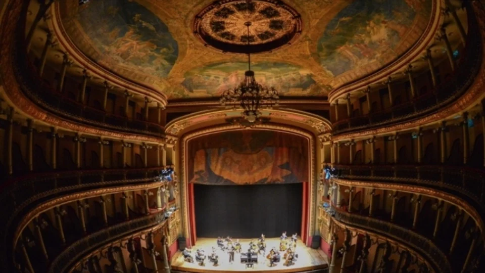 Espetáculos musicais no Teatro Amazonas terão entrada gratuita