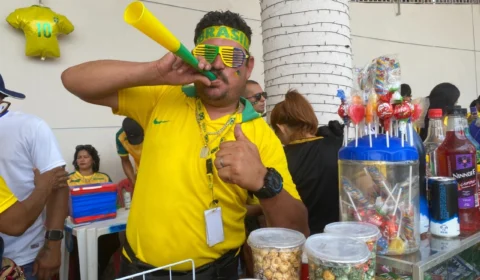 Mais de 78 mil pessoas circulam nos locais de transmissão da Copa e movimentam a economia criativa em Manaus