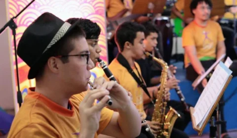 “O Mundo Encantado do Natal” chega aos alunos da rede pública estadual de ensino