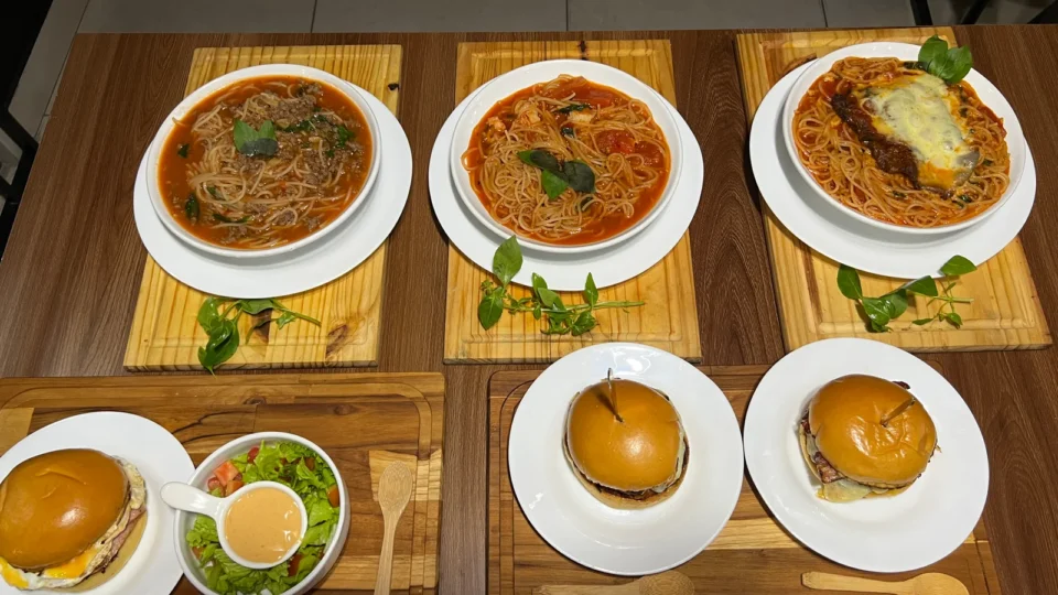 Hambúrguer artesanal e massas com molho caseiro, no coração do São Francisco