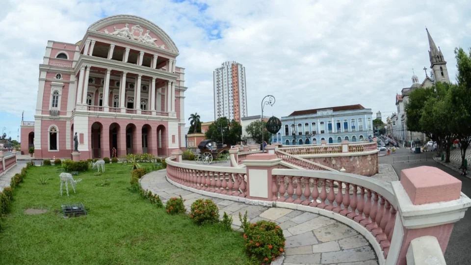 ‘Sarau Carnavalesco’ abre a temporada de espetáculos no Teatro Amazonas, na sexta-feira