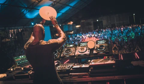 Festa Carnatrance acontece no fim de semana com 10 DJs locais, três nacionais e um internacional