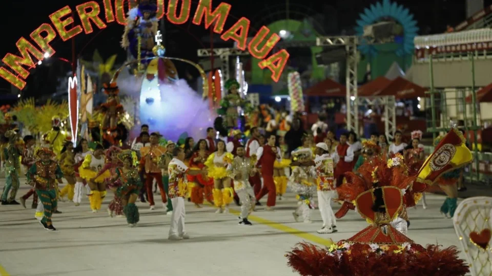 Escolas do Grupo de Acesso B são as primeiras a desfilar na Passarela do Samba em 2023