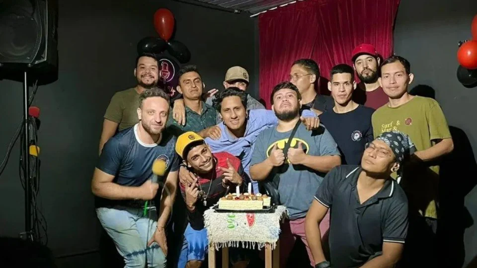 Clube de Comédia em Manaus comemora dois anos e agenda tem atração nacional