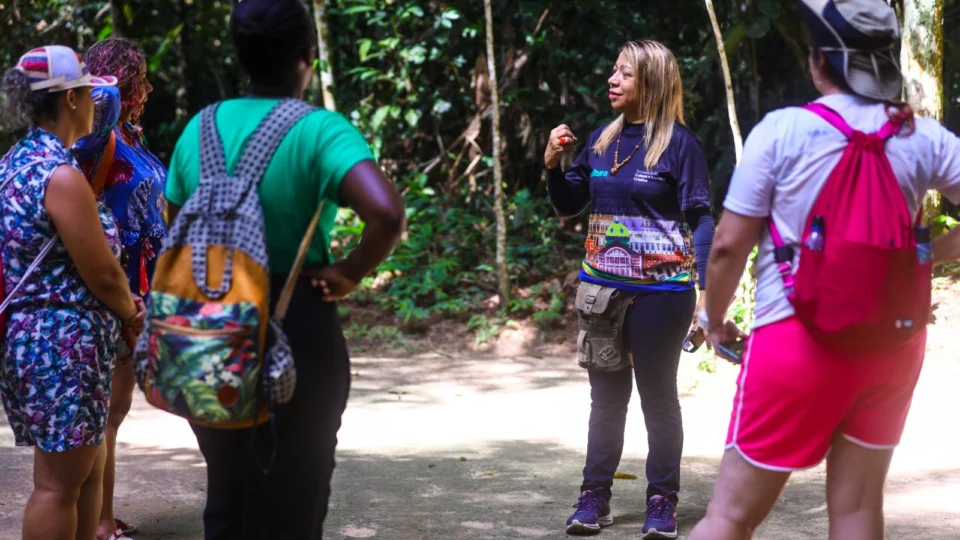 Guia de turismo apresenta o Amazonas com criatividade e amor