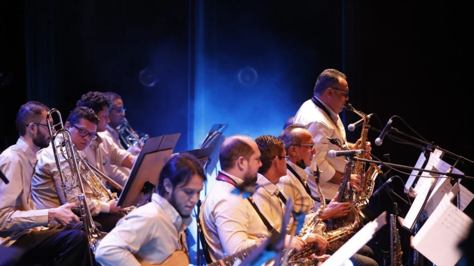 Amazonas Band dedica noite aos ritmos brasileiros no Teatro Amazonas, nesta segunda (27)