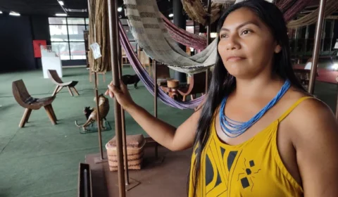 Desfile de moda indígena destaca arte originária no Centro Cultural dos Povos da Amazônia