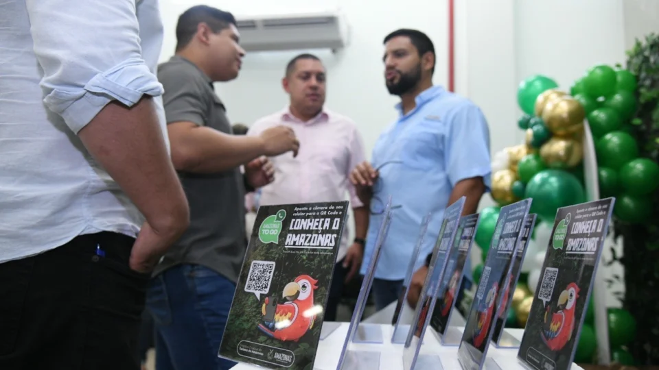 Governo do Amazonas entrega pacote de ações para o turismo, em Presidente Figueiredo