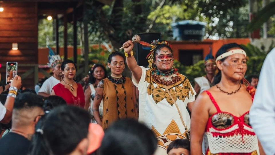 Primeira edição do Amazon Poranga Fashion convida público para vestir-se de Amazônia