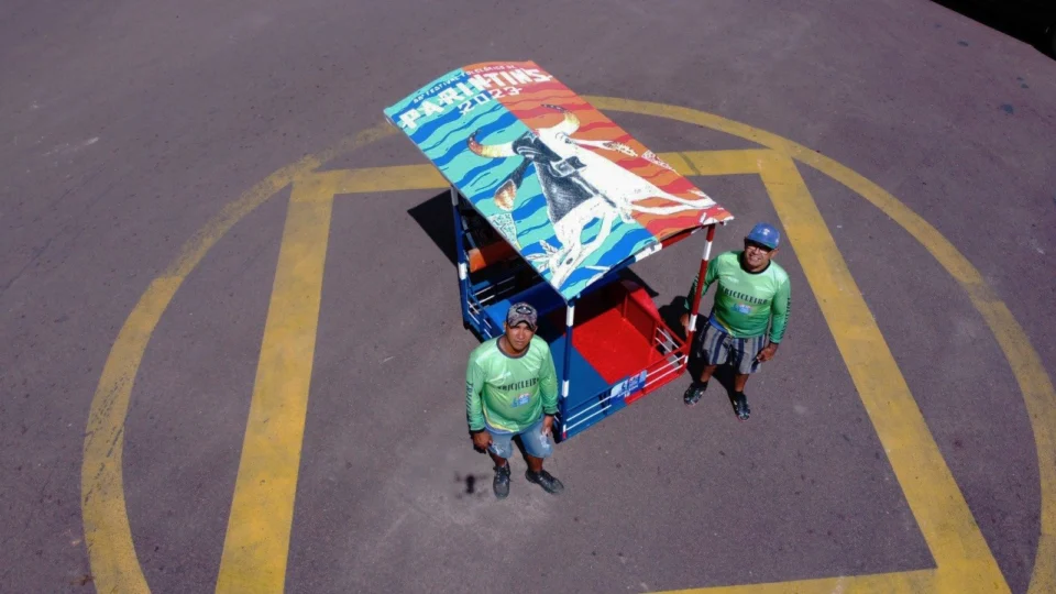 Parintins 2023: Triciclo é fonte de renda e símbolo da ilha da magia