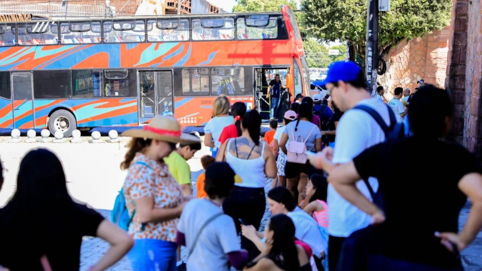 Festival de Férias leva crianças a conhecer o Centro Histórico e promove educação ambiental