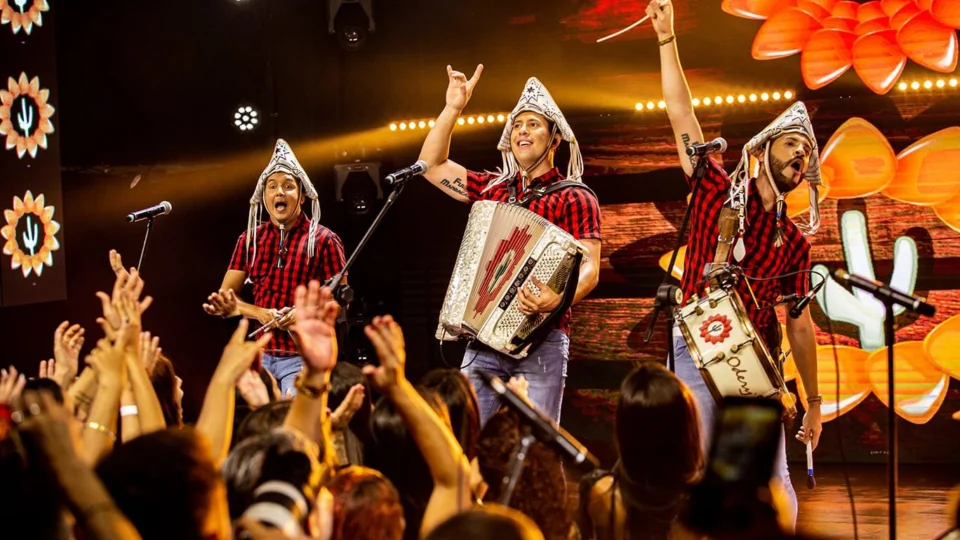 65º Festival Folclórico do Amazonas Categoria Ouro recebe o primeiro show da banda Fulô de Mandacaru em Manaus, nesta sexta (14/07)