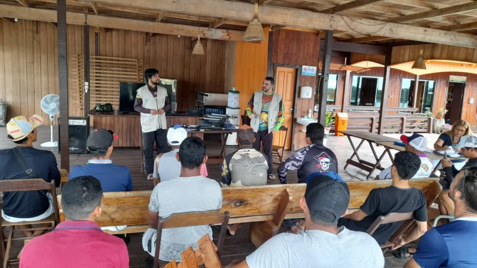 Governo do Amazonas já qualificou cerca de 800 profissionais do turismo no interior do estado