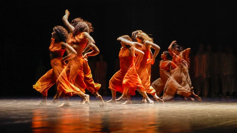 Corpos Artísticos do Amazonas levam apresentações a escolas da rede pública