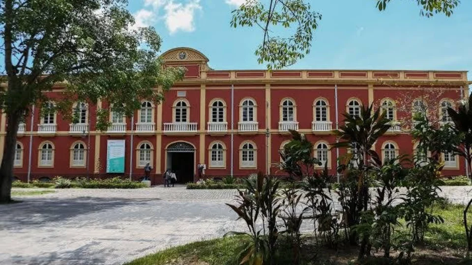 Dia do escritor tem programação especial no Palacete Provincial