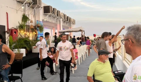 Em Parintins, Feira de Economia Criativa do Liceu recebe artistas locais no palco do Mirante do Bumbódromo