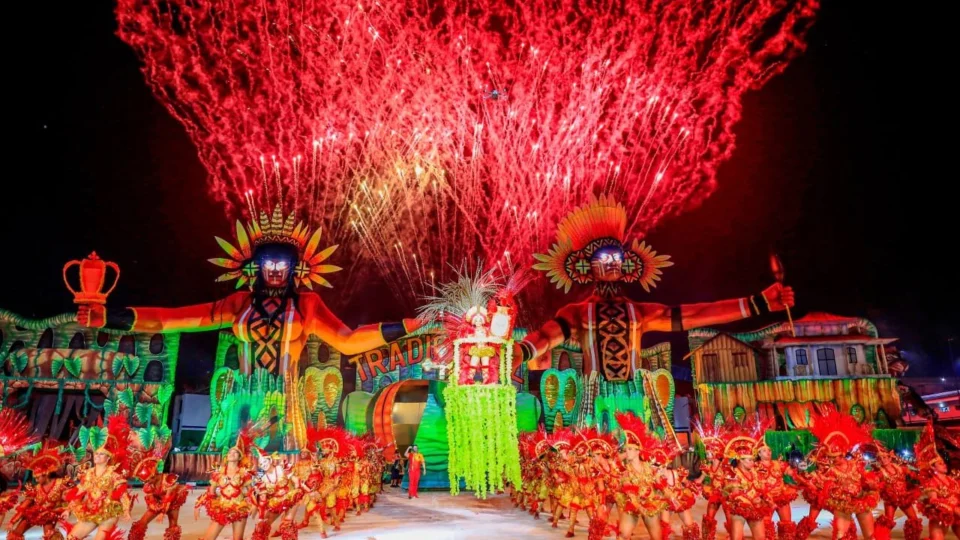 Tradicional leva para o Cirandódromo os encantos de Manacapuru