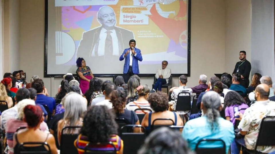 Oficina torna editais do Ministério da Cultura acessíveis a produtores culturais do Amazonas