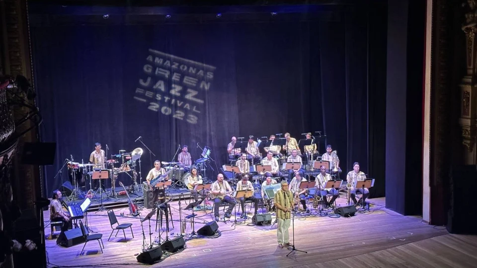 Show gratuito da Amazonas Band une ritmos caribenhos com jazz, nesta quarta-feira