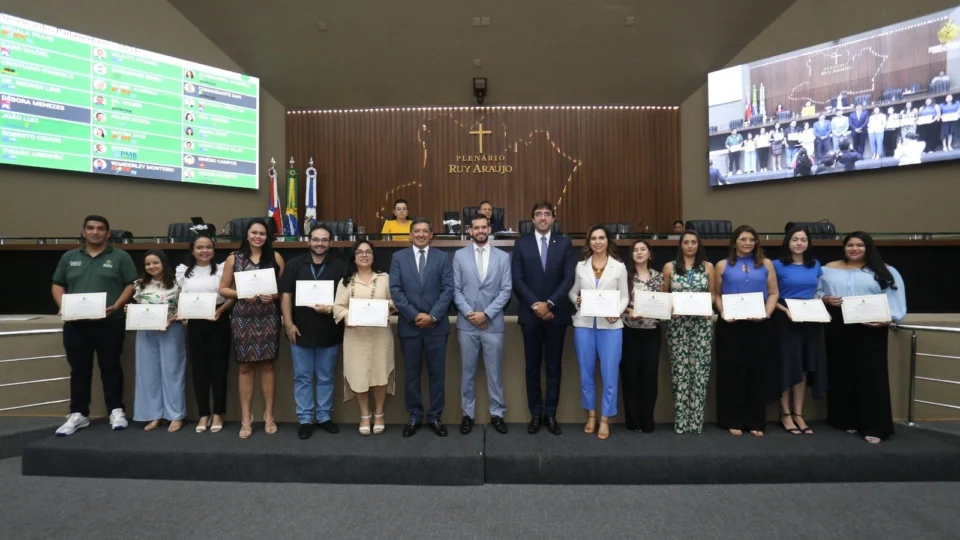 No Dia do Turismo, Amazonastur é homenageada na Aleam