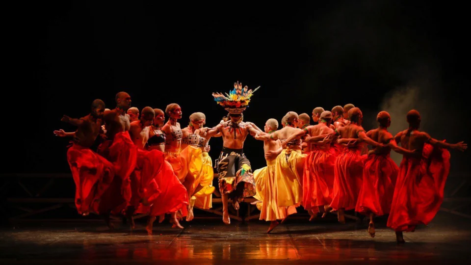 Balé Folclórico do Amazonas estreia novo espetáculo no Teatro Amazonas