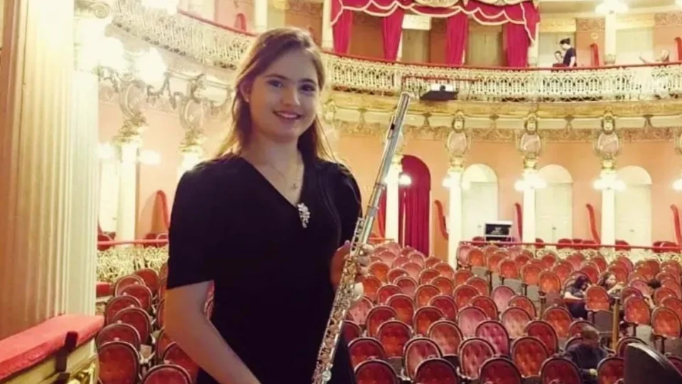 Aluna do Liceu Claudio Santoro é aprovada na Escola de Música Municipal de São Paulo