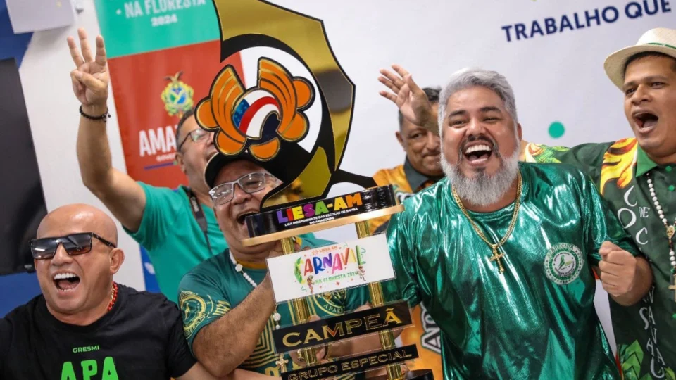 Aparecida se consagra tricampeã do Grupo Especial das escolas de samba de Manaus