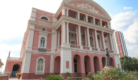 Teatro Amazonas retoma programação e anuncia datas de espetáculos para fevereiro