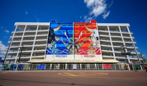 Governo do Estado lança concurso para novo mural da fachada do Bumbódromo de Parintins