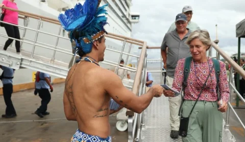 Amazonastur realiza receptivo do 8º navio da temporada de cruzeiros 2023/2024