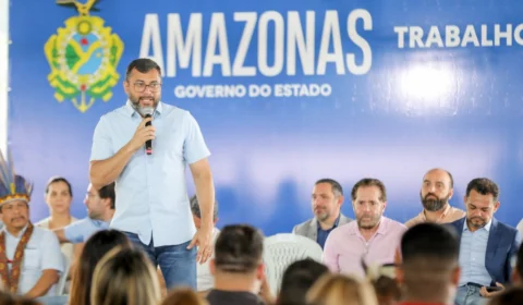Wilson Lima entrega mais quatro terminais fluviais para atender comunidades indígenas que vivem do turismo