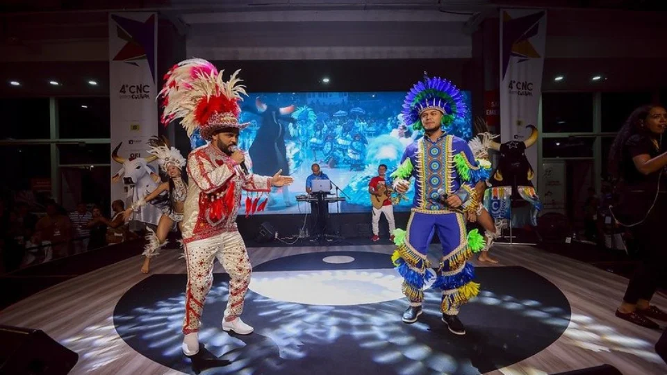 Caprichoso e Garantido se apresentam na 4ª Conferência Nacional de Cultura e emocionam o público