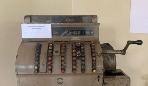 Palacete Provincial expõe a evolução de máquinas registradoras e calculadoras