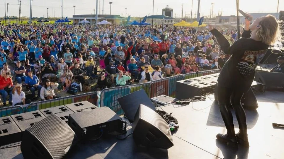 ‘Marcha para Jesus’ em Manaus terá a cantora internacional Taya Gaukrodger
