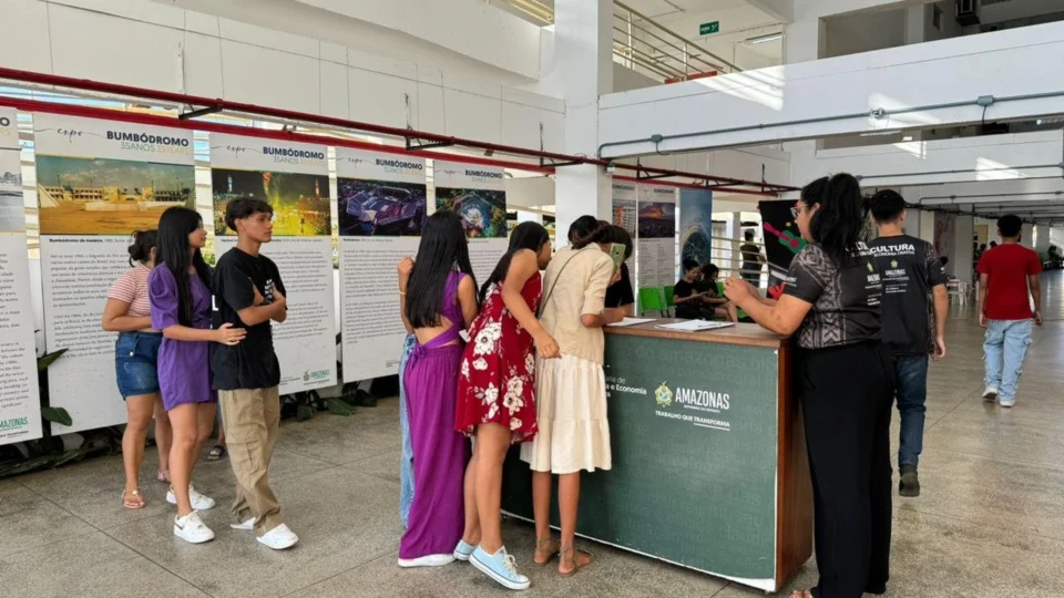 Sábado Cultural: programação artística gratuita no Bumbódromo de Parintins