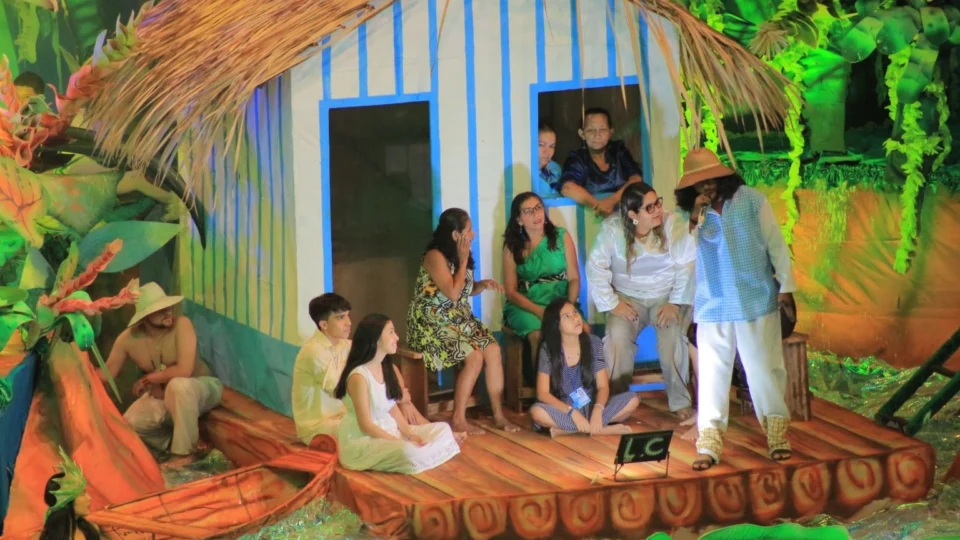 Departamento Cênico Caprichoso abre inscrições para oficinas de teatro