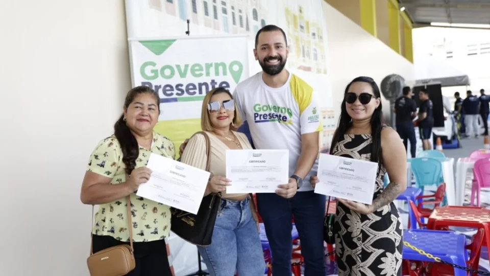 Governo Presente: Secretaria de Cultura e Economia Criativa leva formação a empreendedores criativos