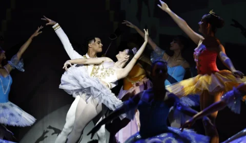 Espetáculo inédito ‘Cinderela’ promete uma mistura de emoções e diversão, no palco do Teatro Amazonas