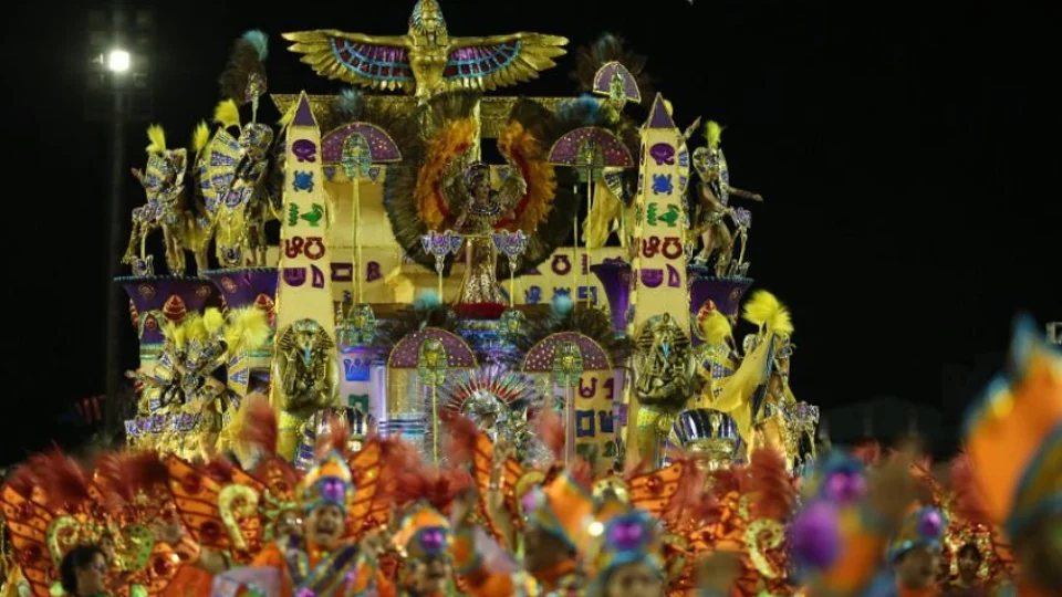 Carnaval 2022 – Escolas de samba em Manaus tem data de desfile divulgado