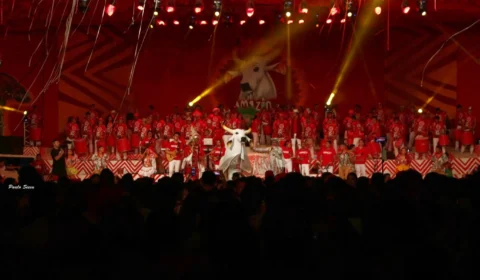 ‘Baile Vermelho e Branco’ acontece neste sábado em Parintins