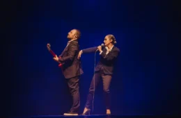 NU’ZS duo apresenta espetáculo “Chico Buarque – Um Outro Olhar”