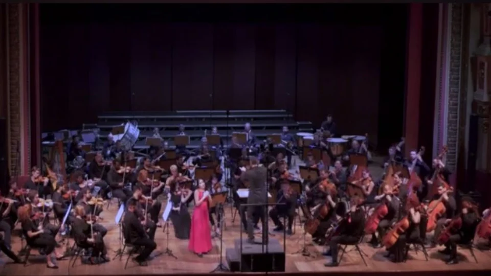 Maestro e cantora da Filarmônica do Amazonas estão entre os melhores do Brasil em música clássica