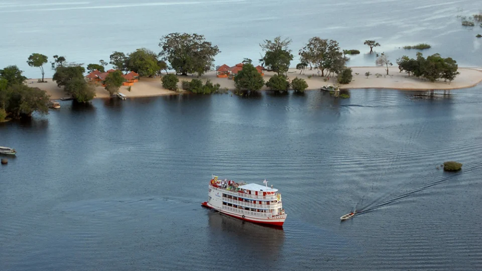 Praia & Rio Negro: paraíso ecológico fica nos arredores de Manaus, saiba onde é